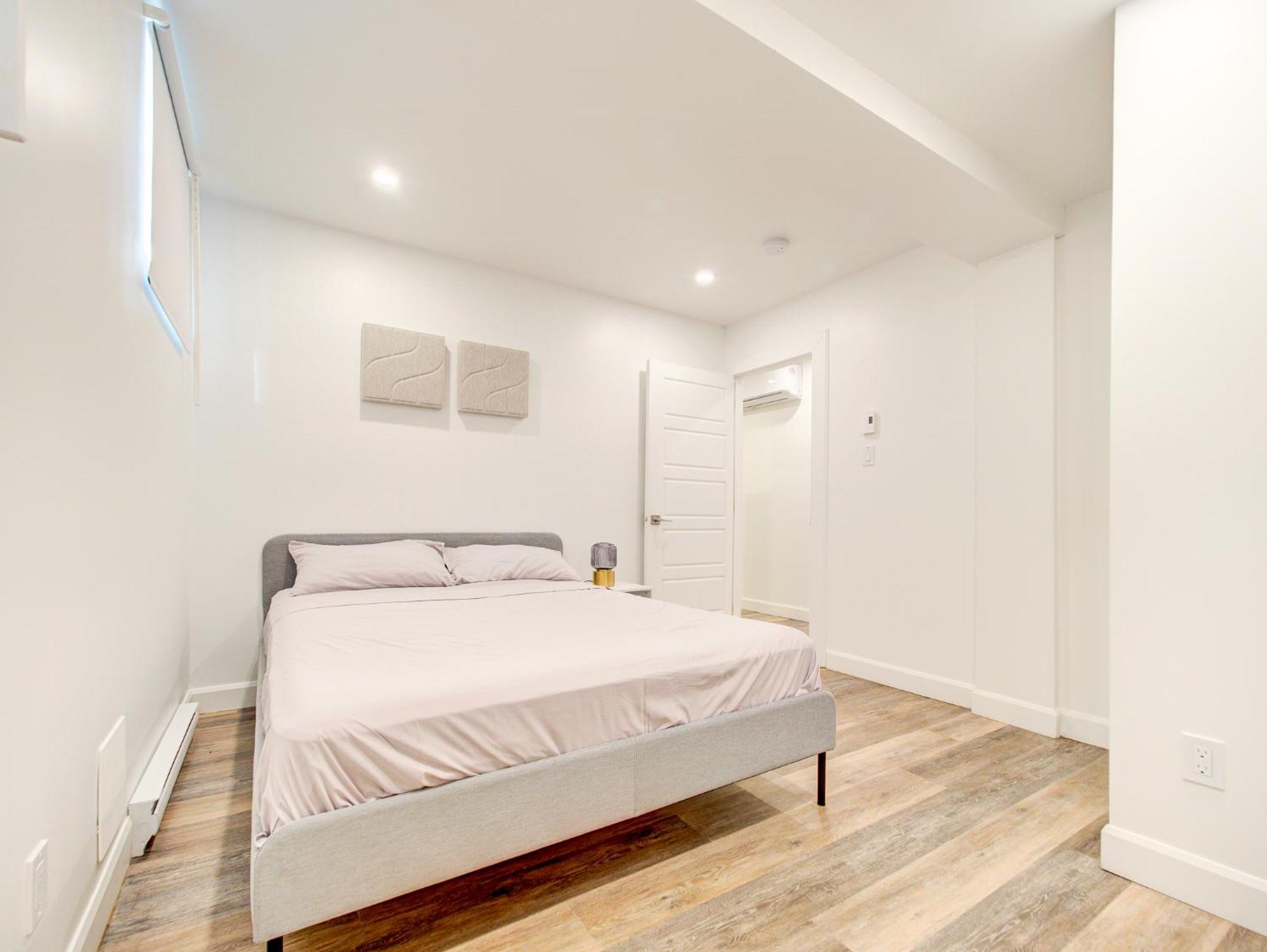 Cozy & Luxurious 3-br Apartment *