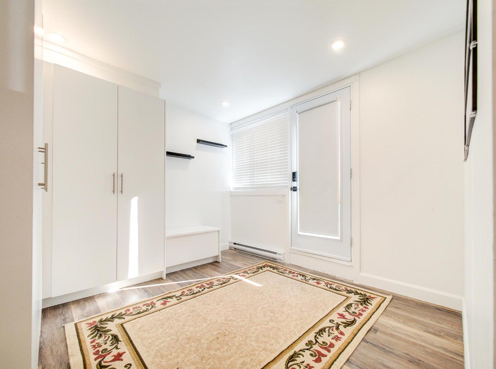Cozy & Luxurious 3-br * Montreal