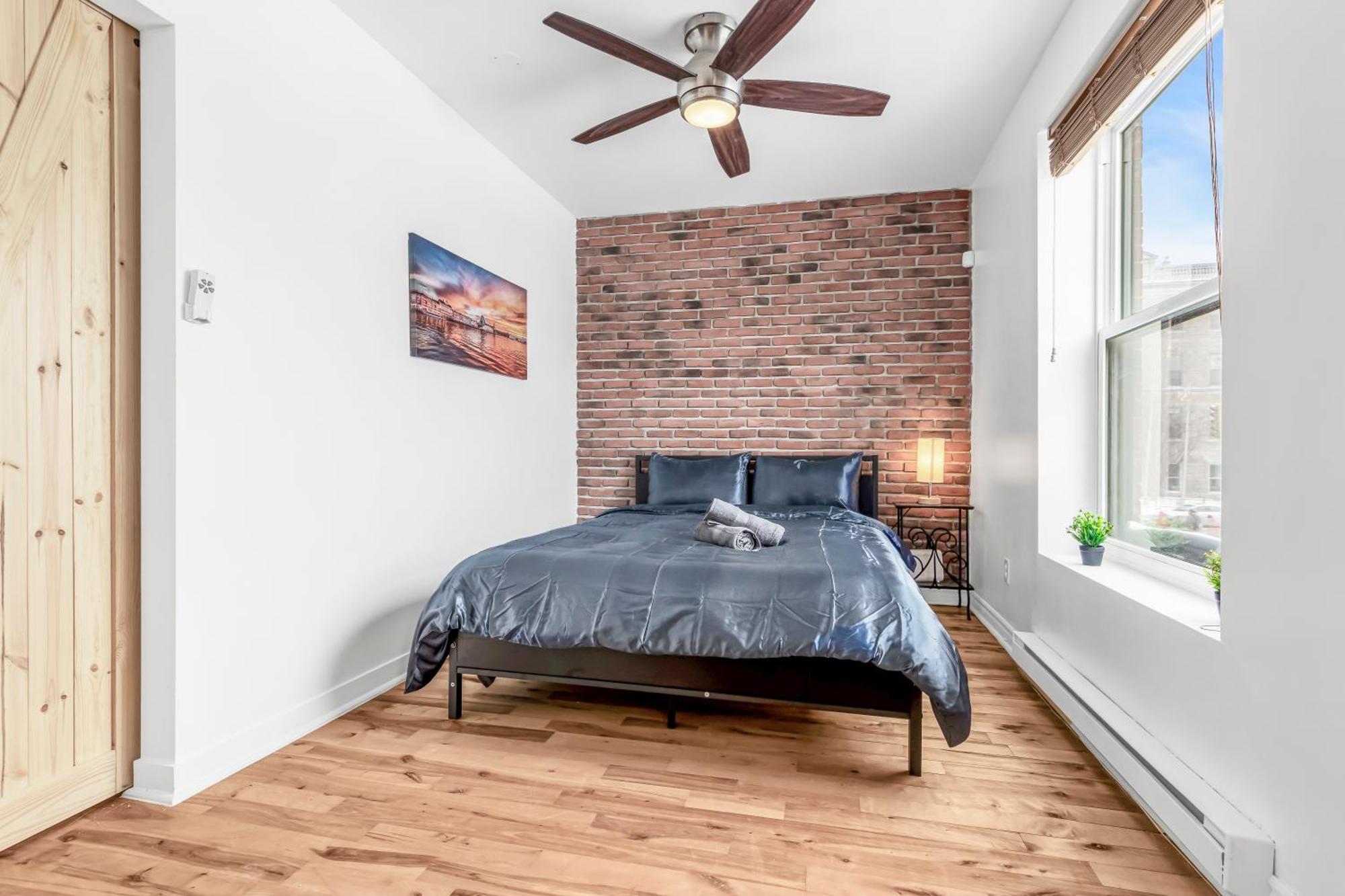 Duplex For Group Stay_mont-royal * Montreal