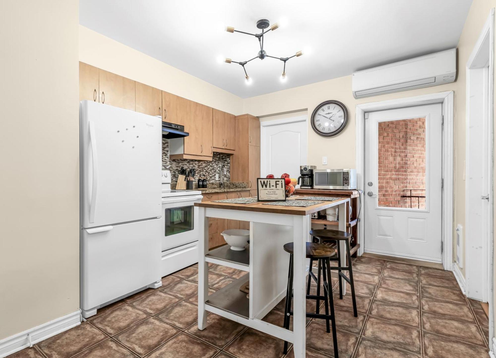 Duplex For Group Stay_mont-royal Montreal