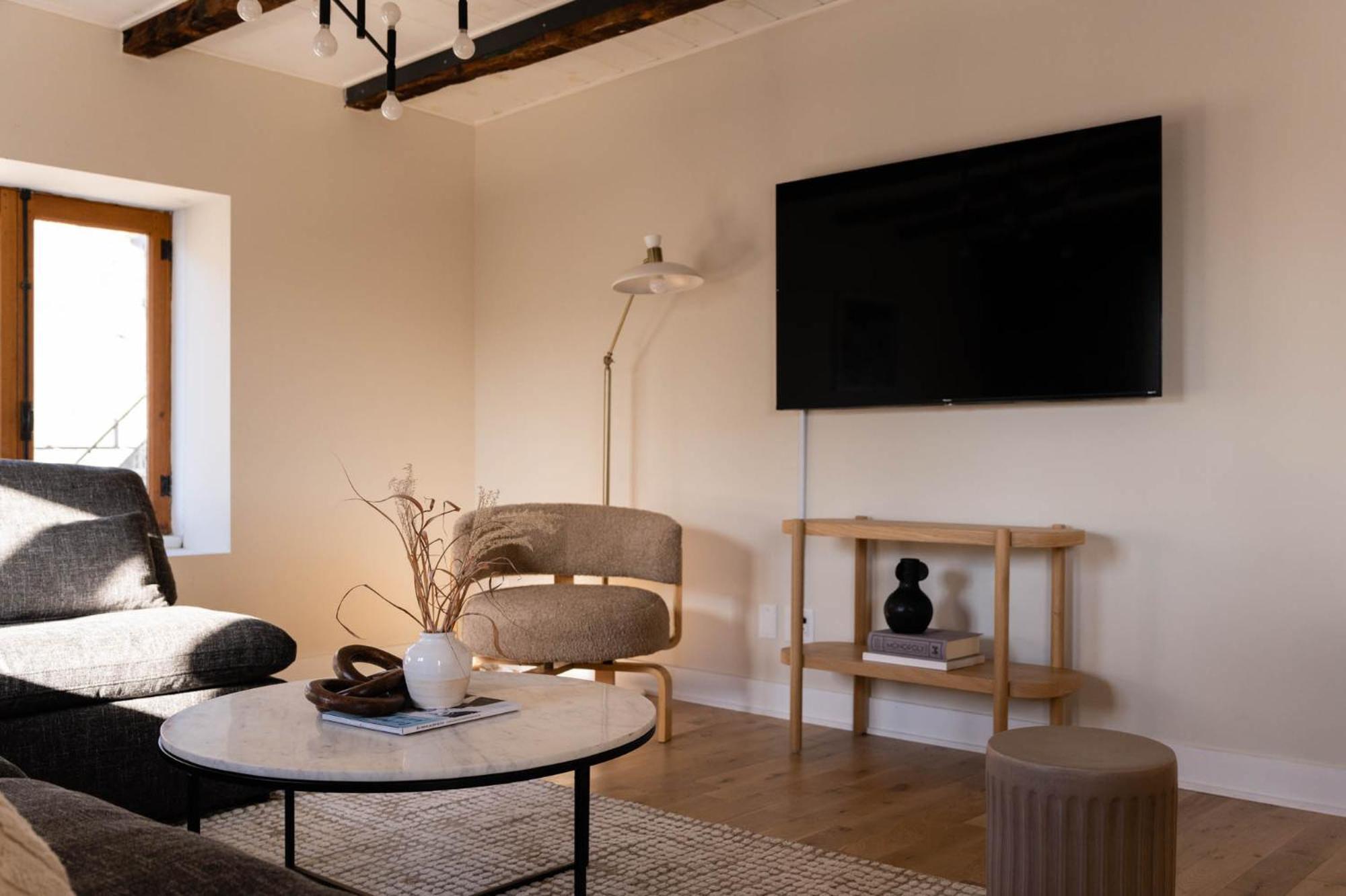 Aparthotel Maison Place Royale By Luxury In Transit Montreal