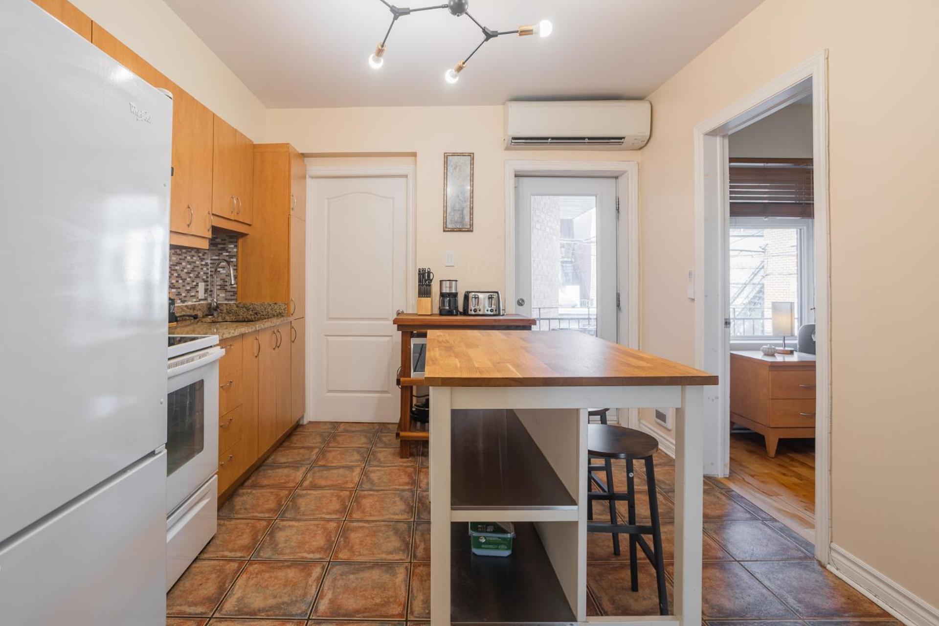 Duplex For Group Stay_mont-royal *