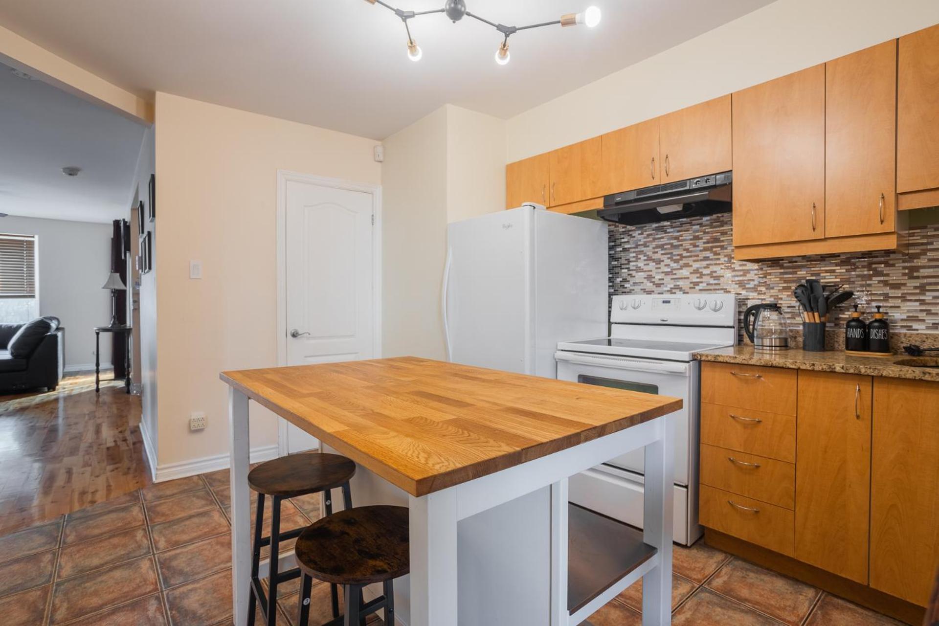 Holiday home Duplex For Group Stay_mont-royal *