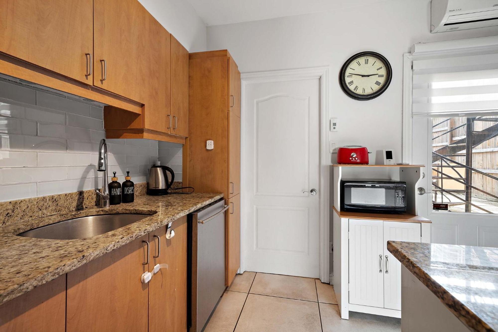 Duplex For Group Stay_mont-royal *