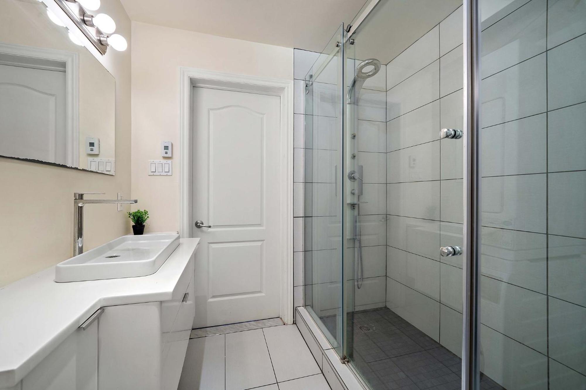 Holiday home Duplex For Group Stay_mont-royal Montreal