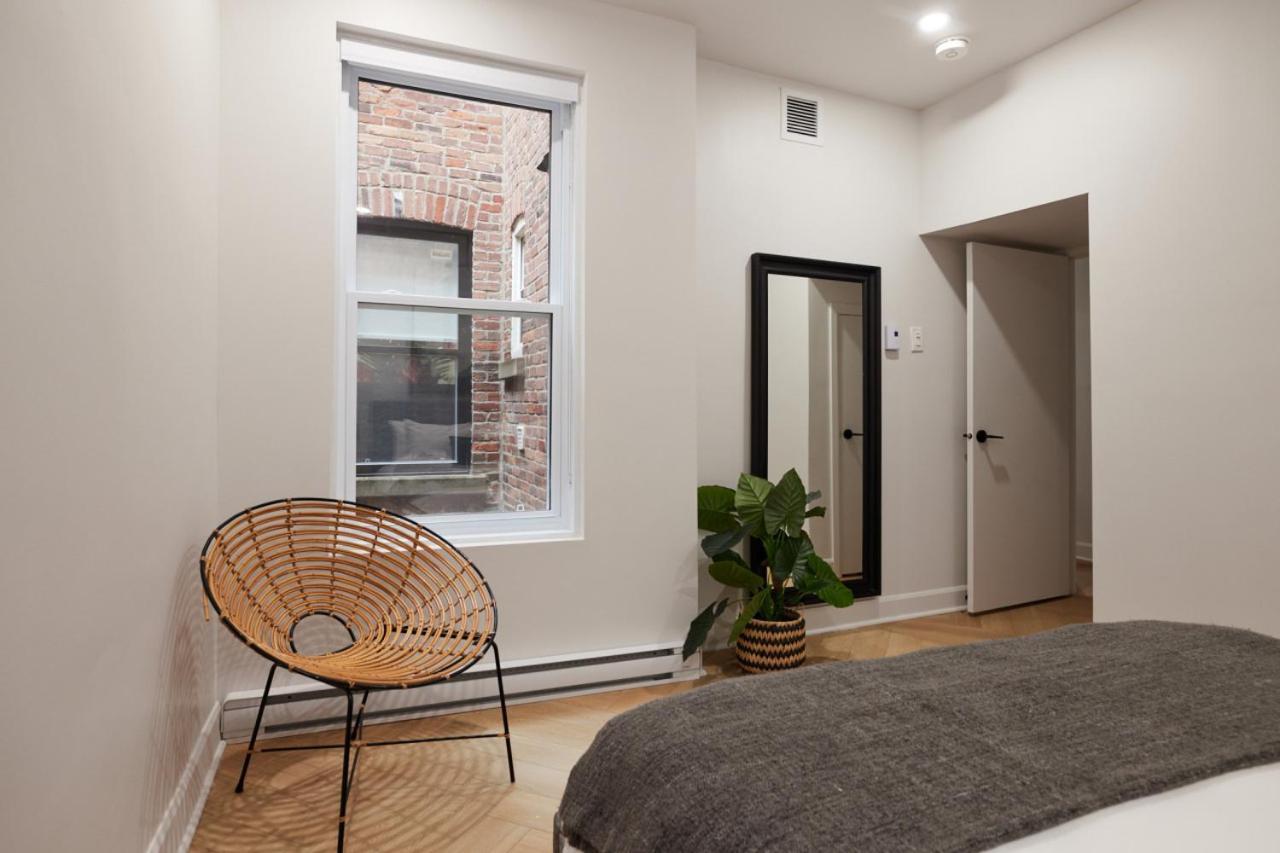 Spacious 2 Bedroom In Le Plateau By Denstays Montreal