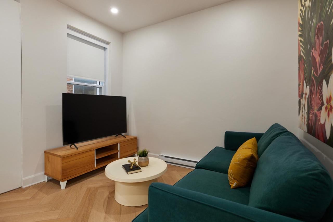 Spacious 2 Bedroom In Le Plateau By Denstays Apartment Montreal
