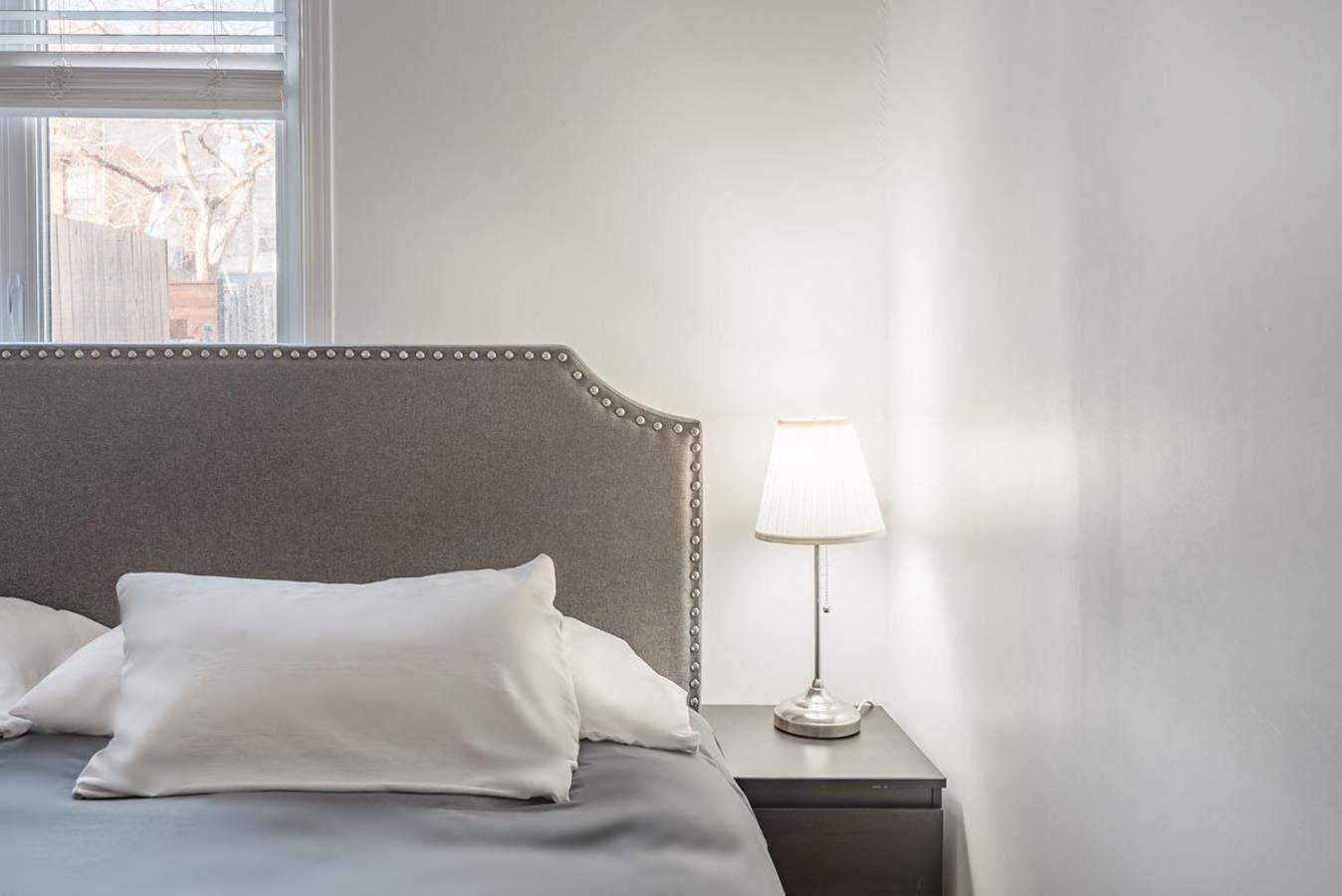 Apartment Aaa Location & Free Parking Montreal