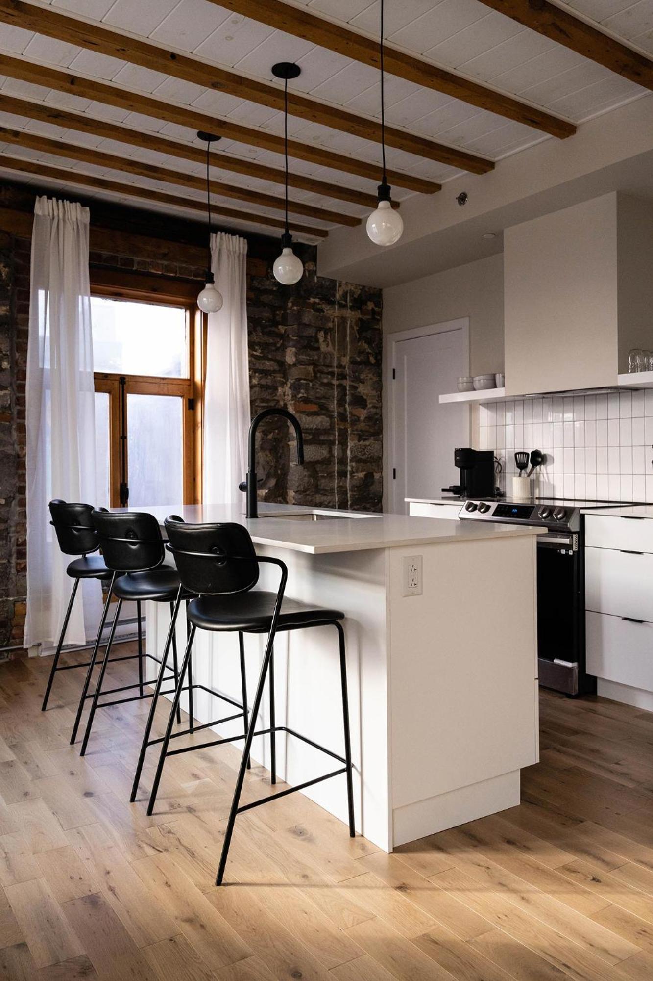 Maison Place Royale By Luxury In Transit Aparthotel Montreal