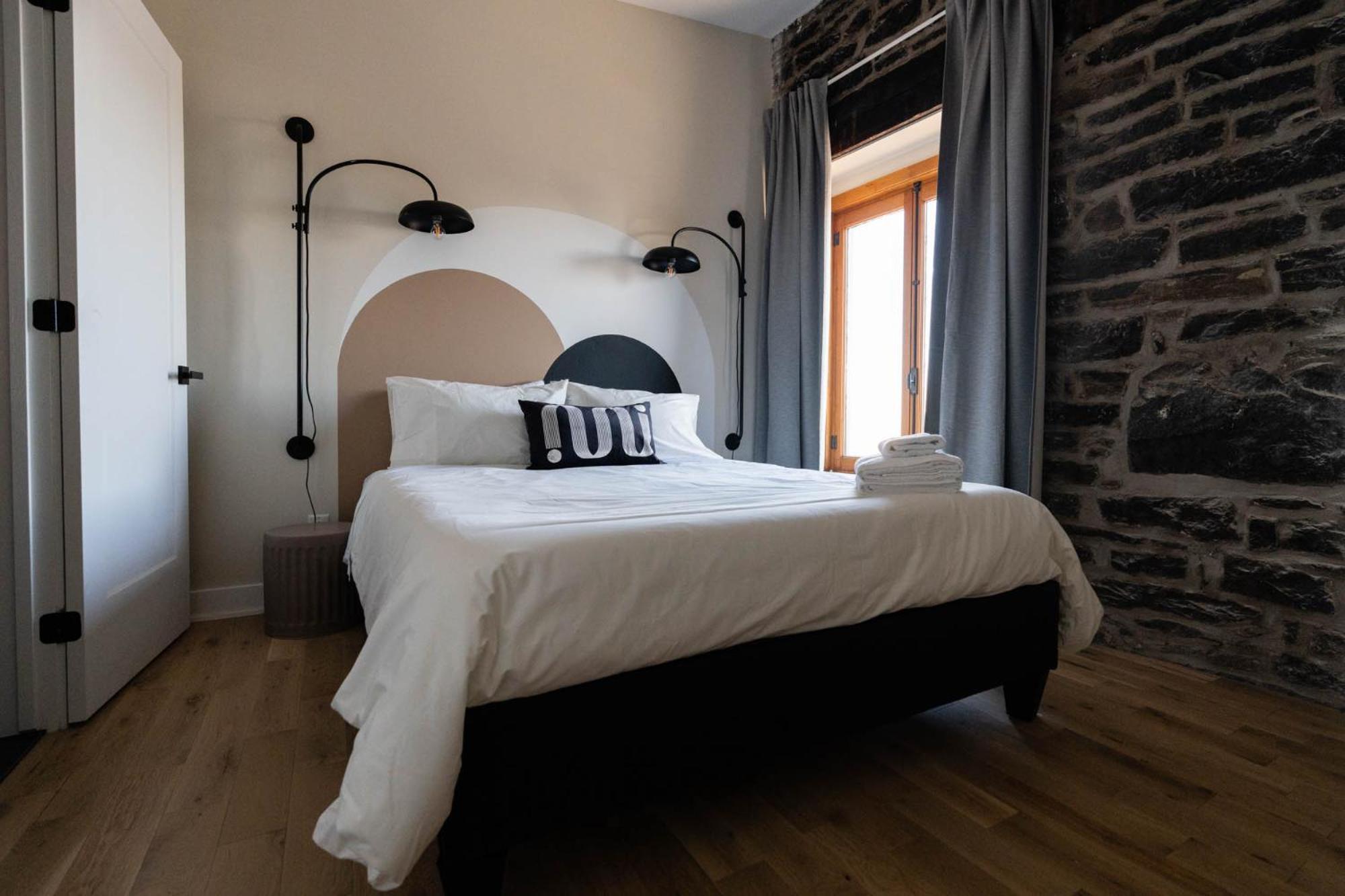 Aparthotel Maison Place Royale By Luxury In Transit Montreal