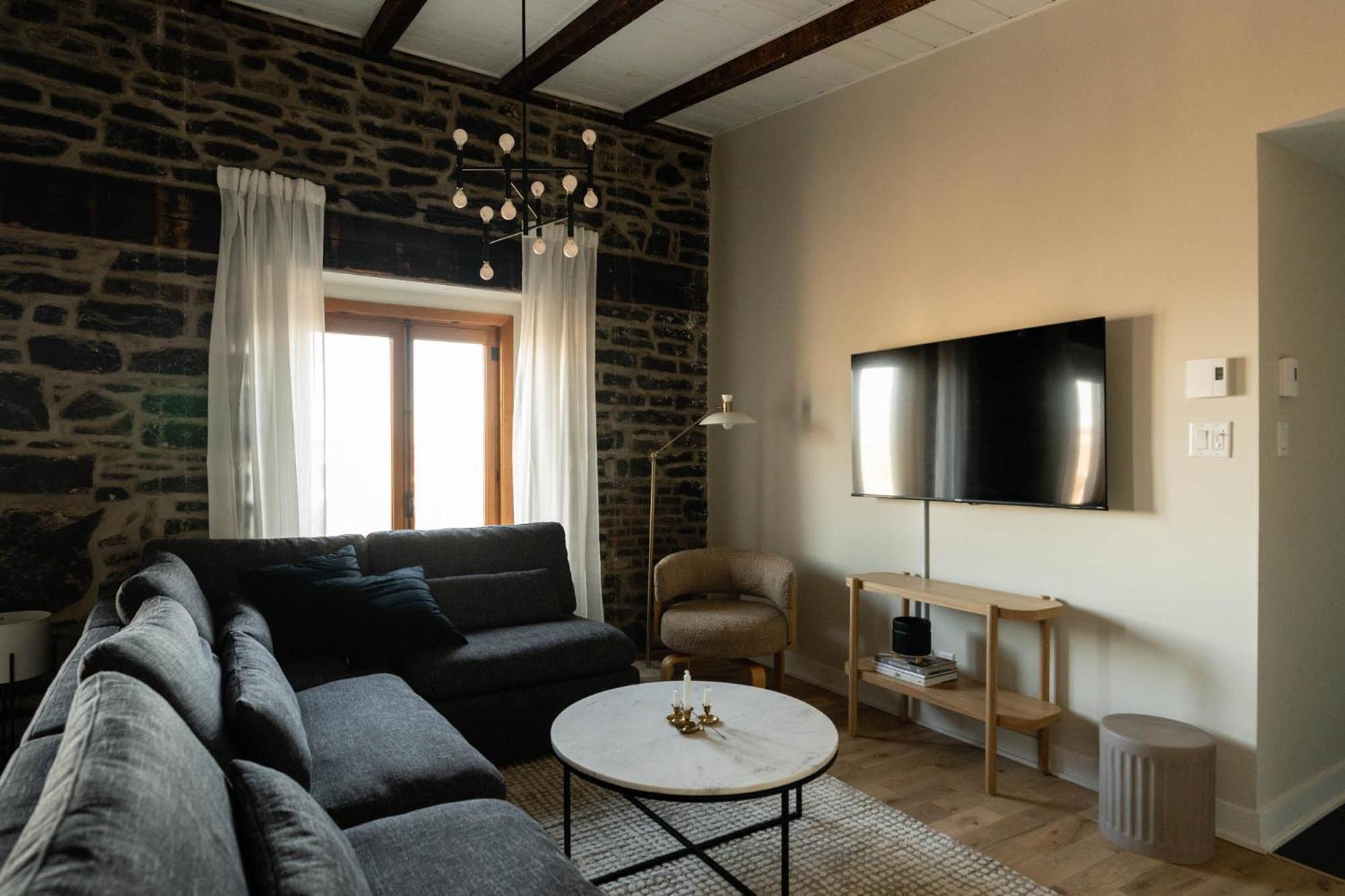 Aparthotel Maison Place Royale By Luxury In Transit 4*