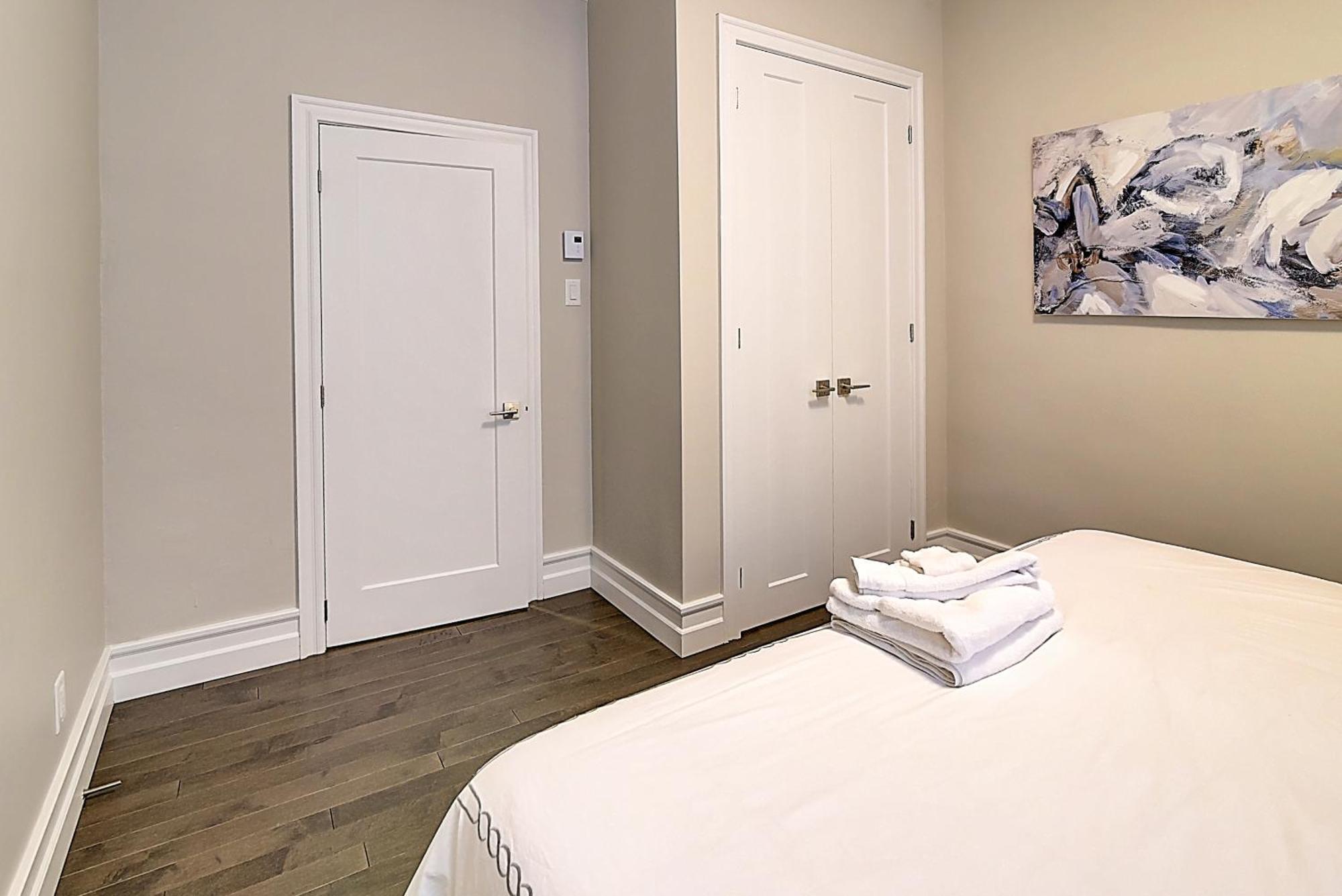 Plateau Prime Apartment
