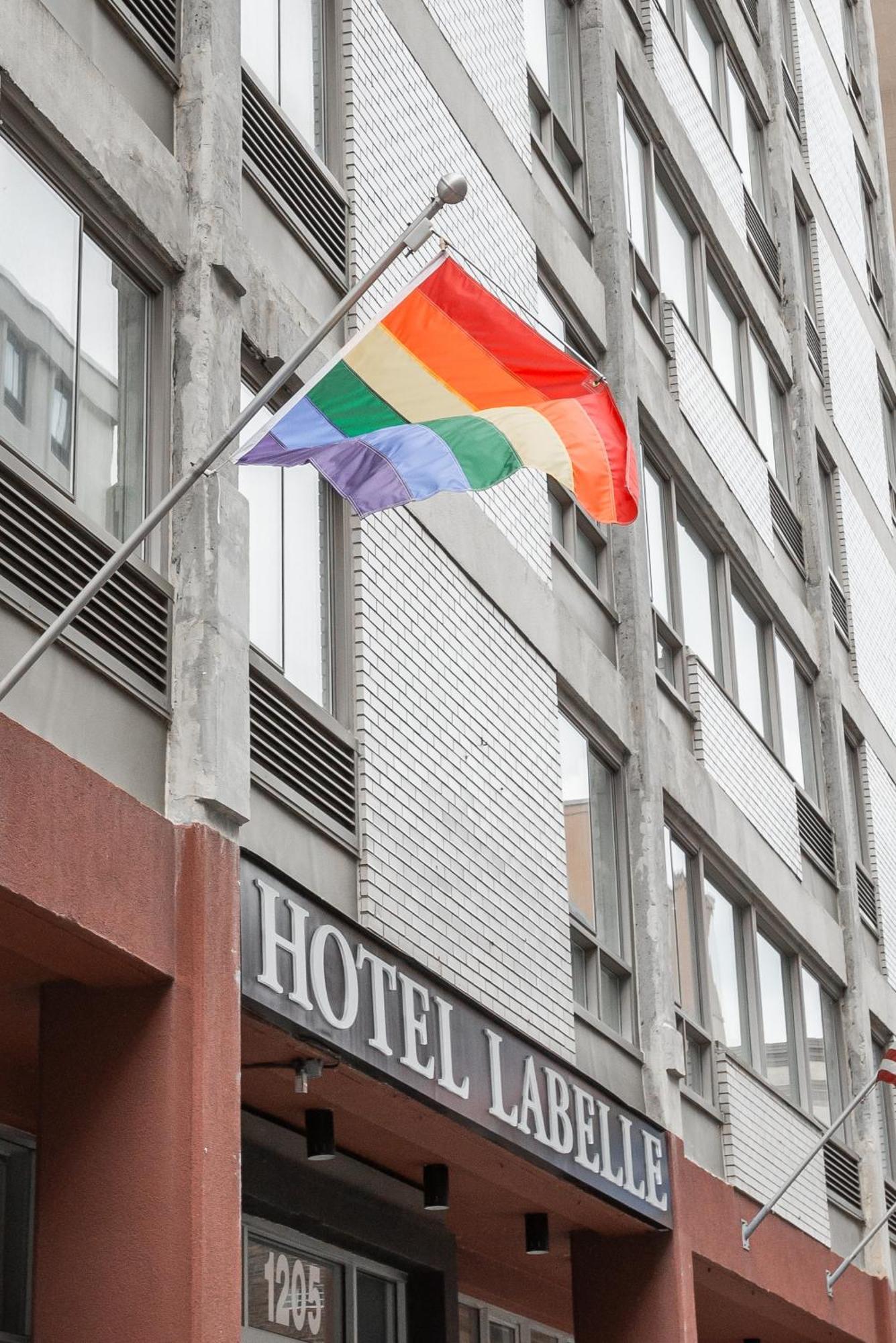 Les Labelle Hotel