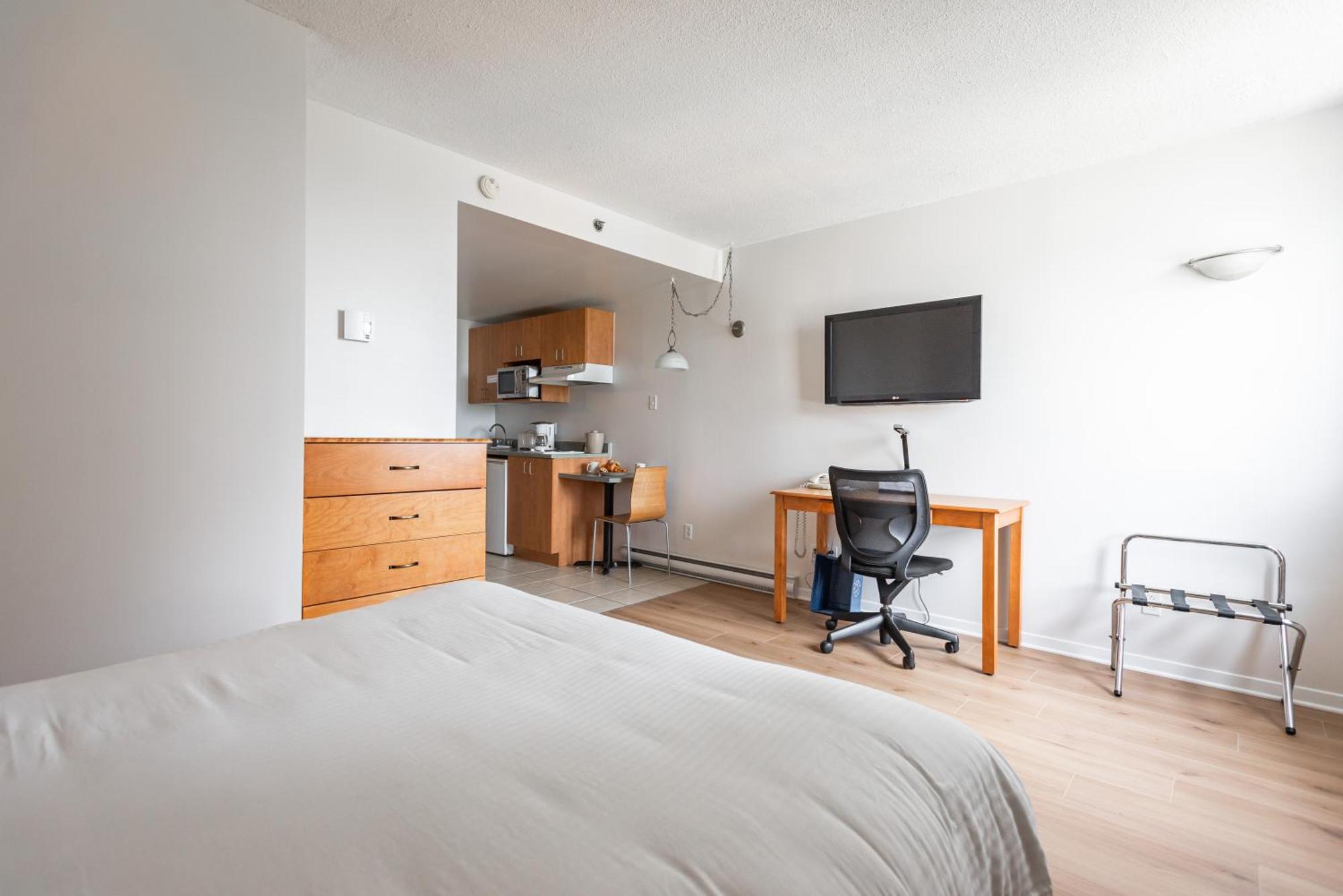 Hotel Les Labelle Montreal