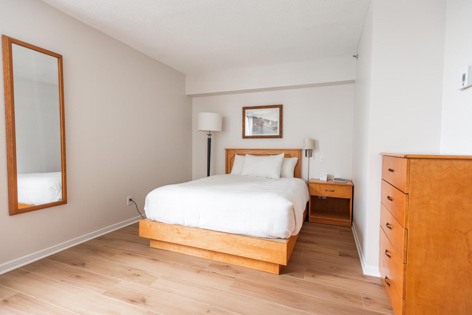 Les Labelle 3* Montreal