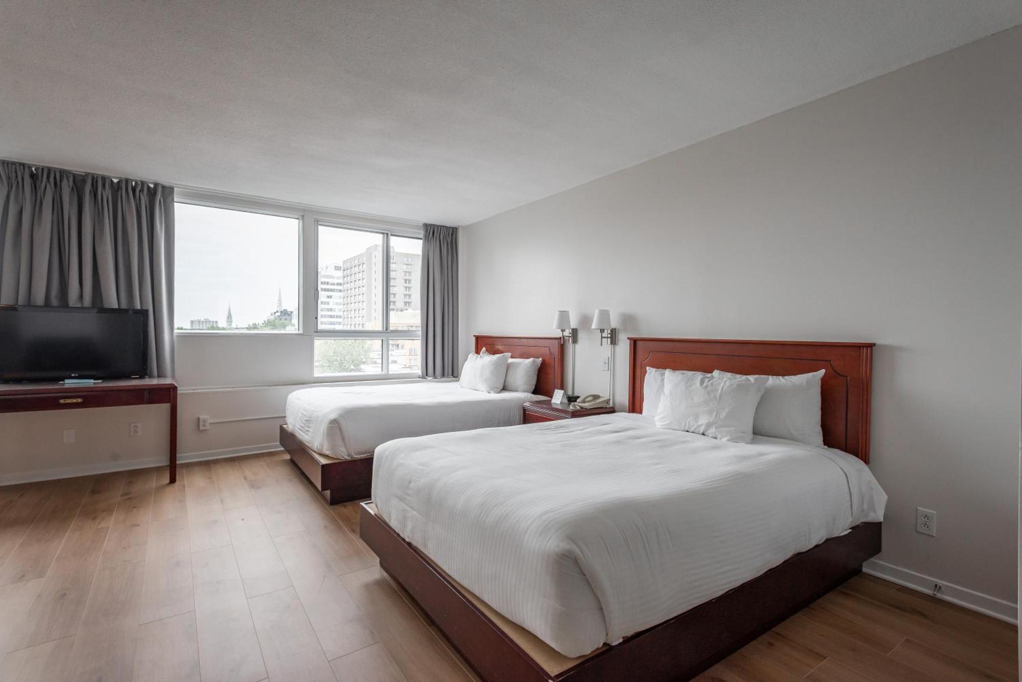 Les Labelle Hotel Montreal