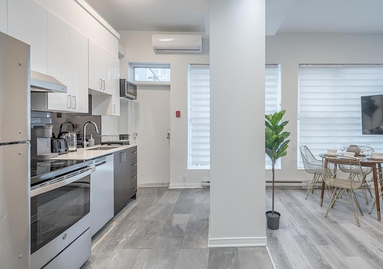 Luxurious 3bd In Heart Of Downtown Free Parking On-site 5 Min Walk To Bell Center *