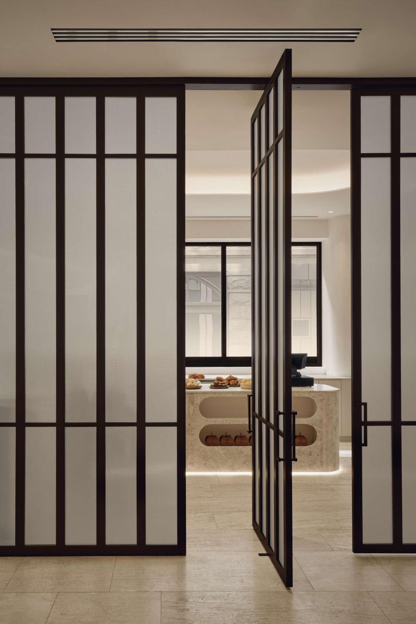 Vogue Downtown, Curio Collection By Hilton 4*