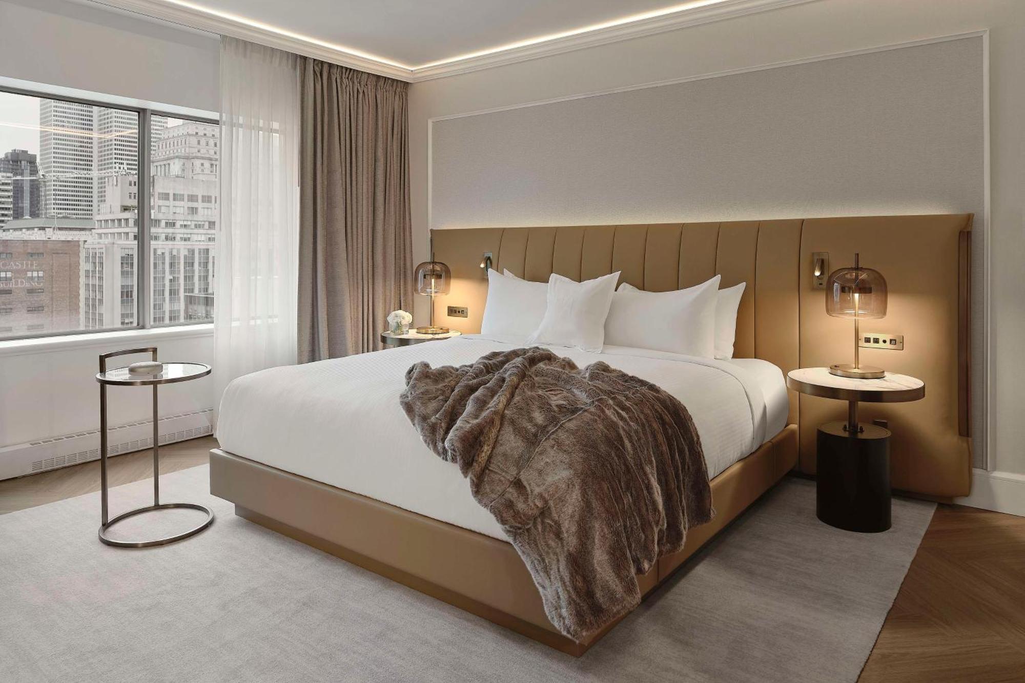 Vogue Downtown, Curio Collection By Hilton