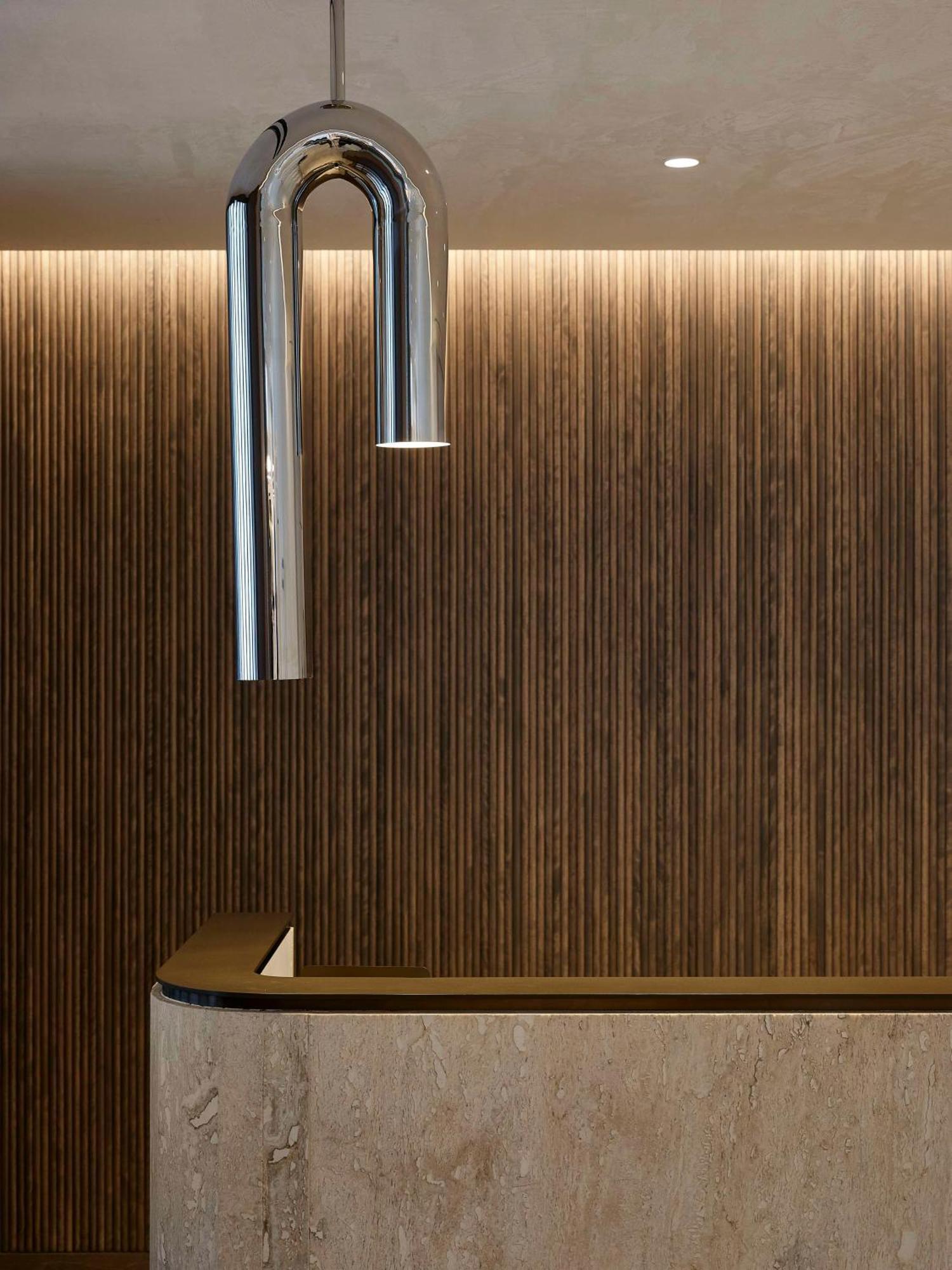 Vogue Downtown, Curio Collection By Hilton Hotel Montreal