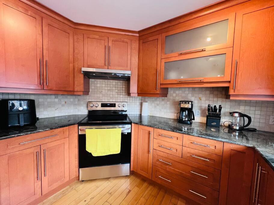 Apartment Family-friendly 3br With Backyard