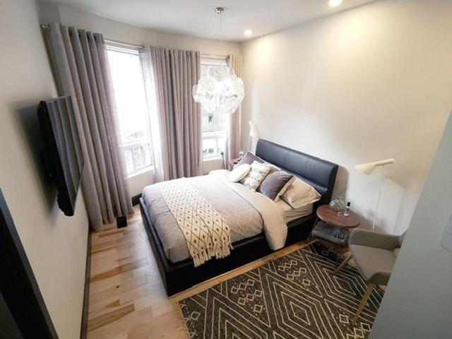 Private & Private Bathroom In Le Plateau *