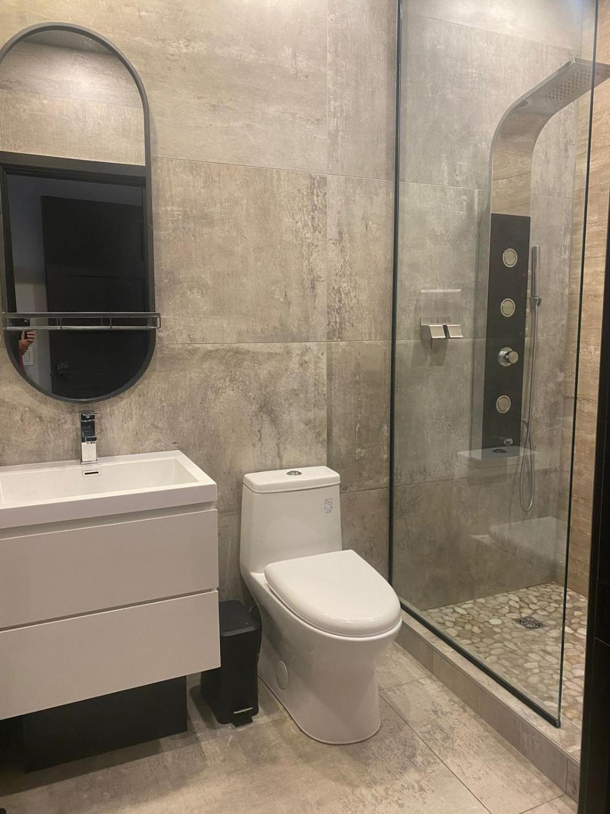 Private & Private Bathroom In Le Plateau Montreal