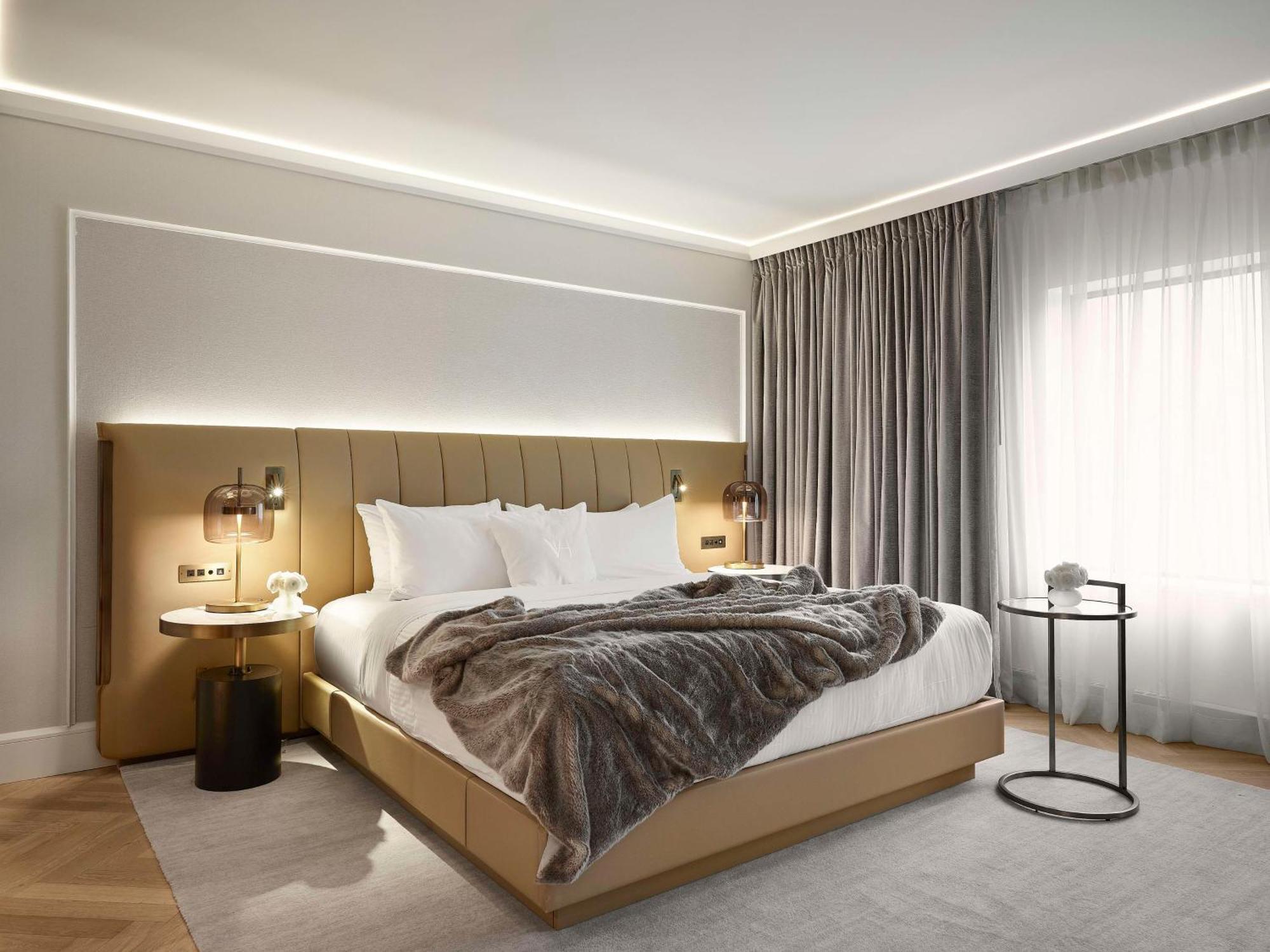 Vogue Downtown, Curio Collection By Hilton 4*