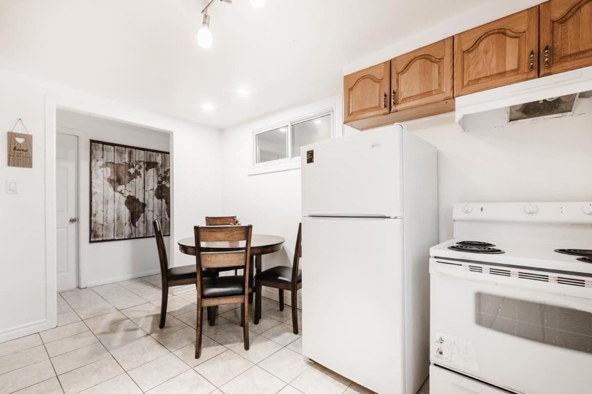 2 Bedroom In Lasalle - 72a *