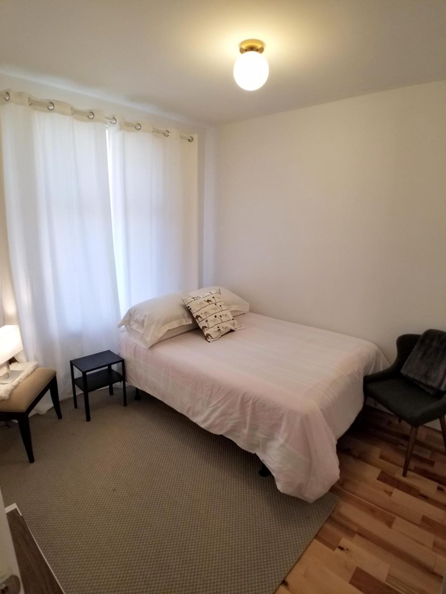 3 Bedroom Near Olympic Stadium