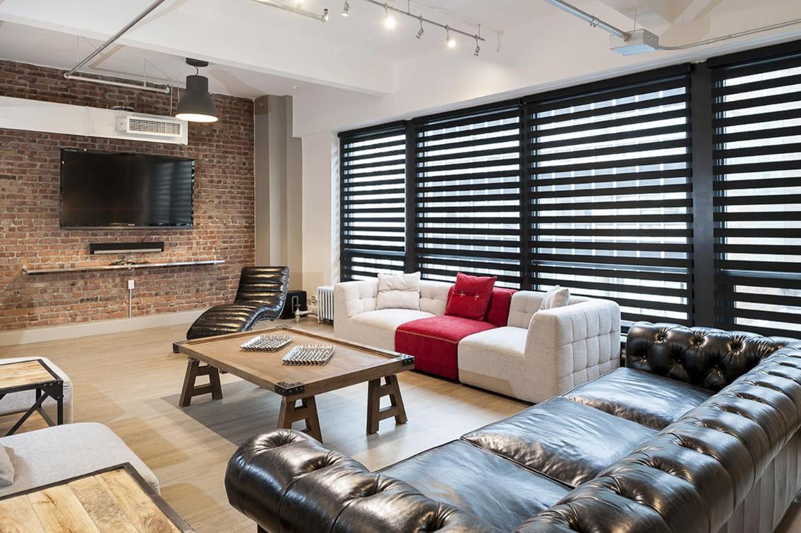 The Holland By Simplissimmo Montreal