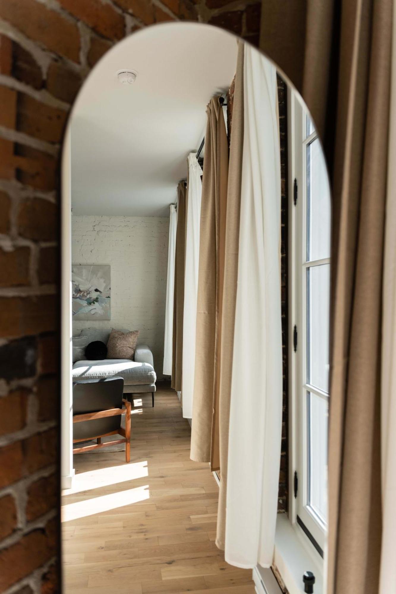 Maison Place Jacques-cartier By Luxury In Transit * Montreal