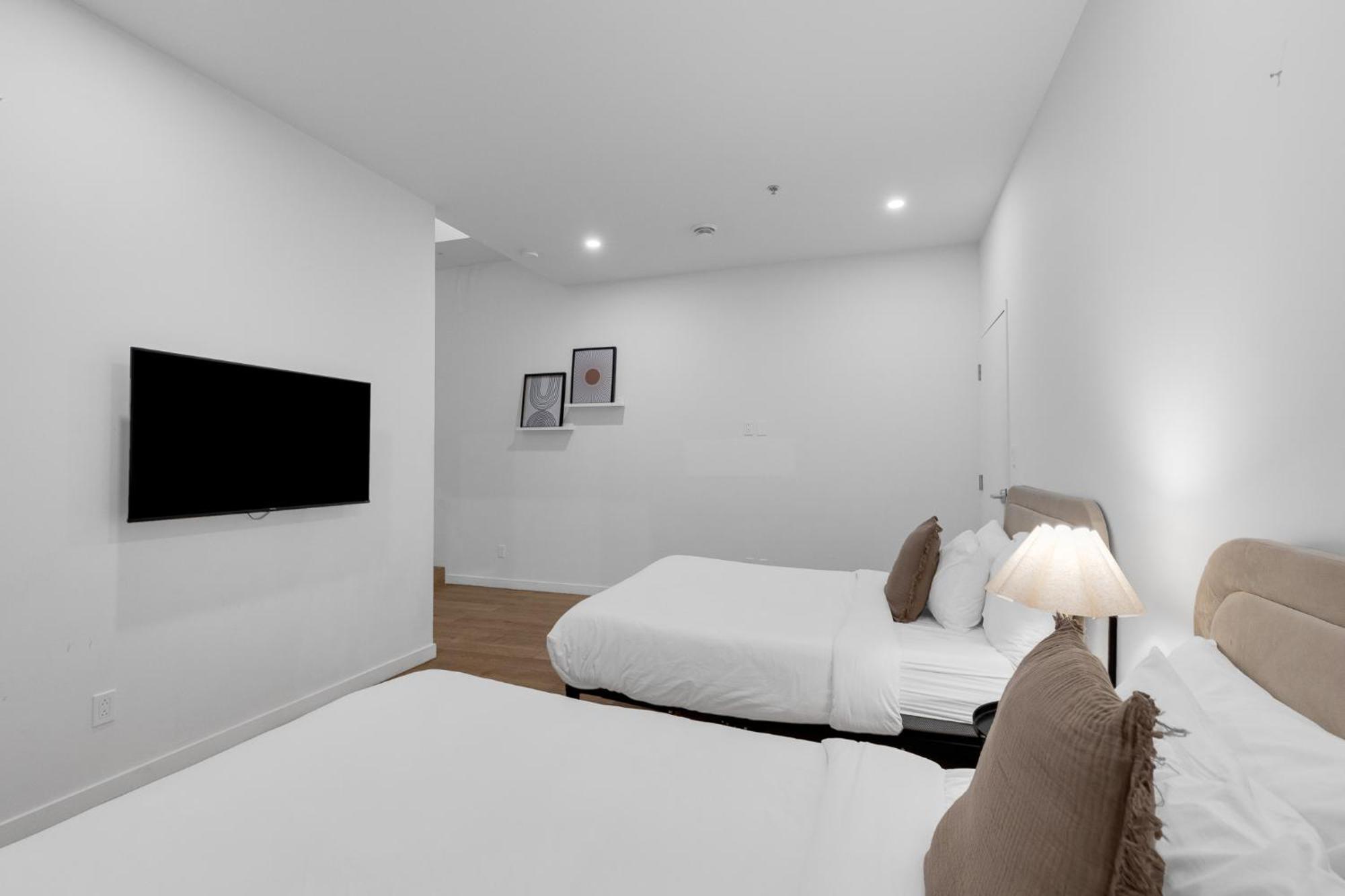 Bakan - Sainte Catherine Apartment Montreal