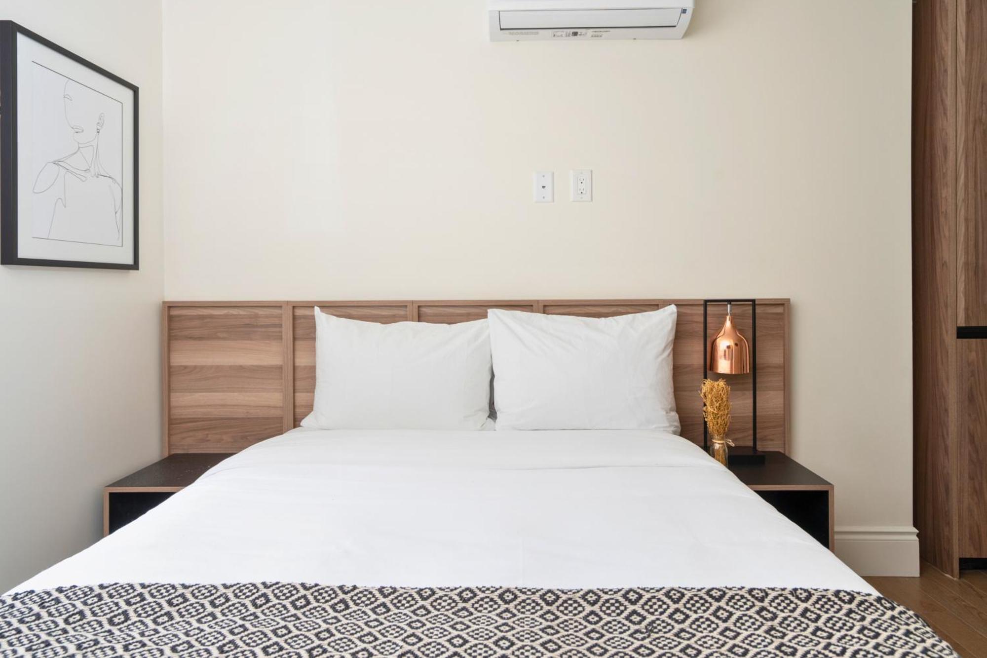 Opal Lofts - Quartier Latin Apartment Montreal