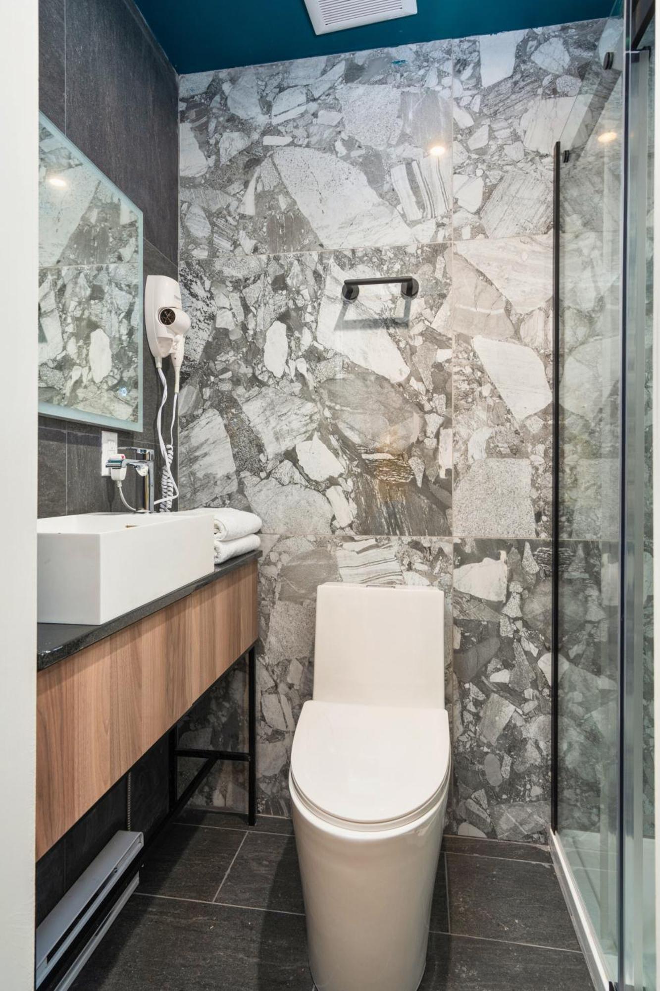 Opal Lofts - Quartier Latin Apartment Montreal