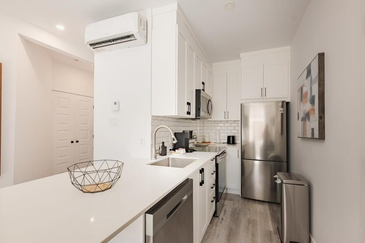 M11 Gorgeous Modern 2brsofabedheart Of Plateau Apartment