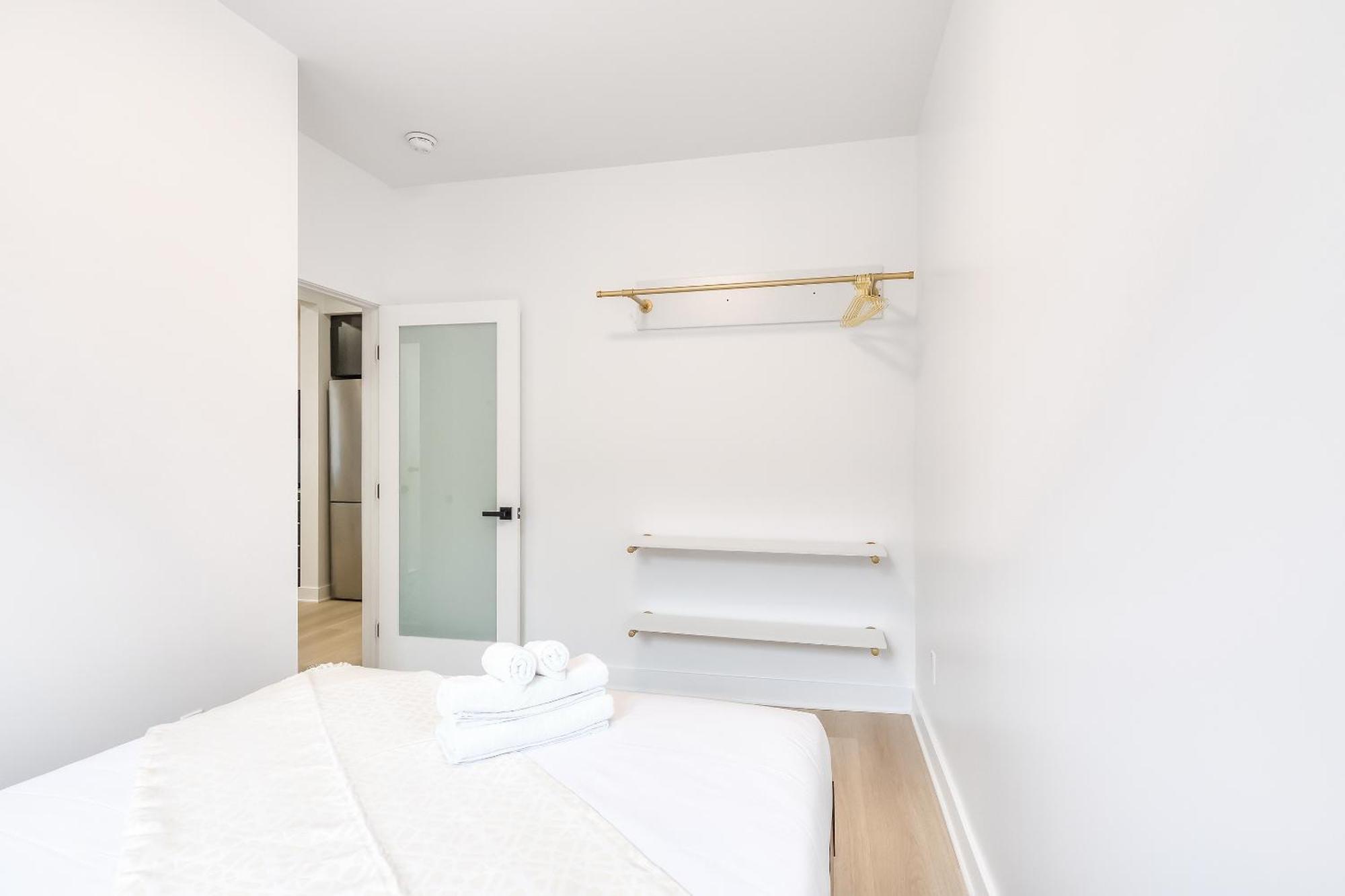 Apartment Free Indoor Parking Cozy & Spacious In Heart Of Downtown