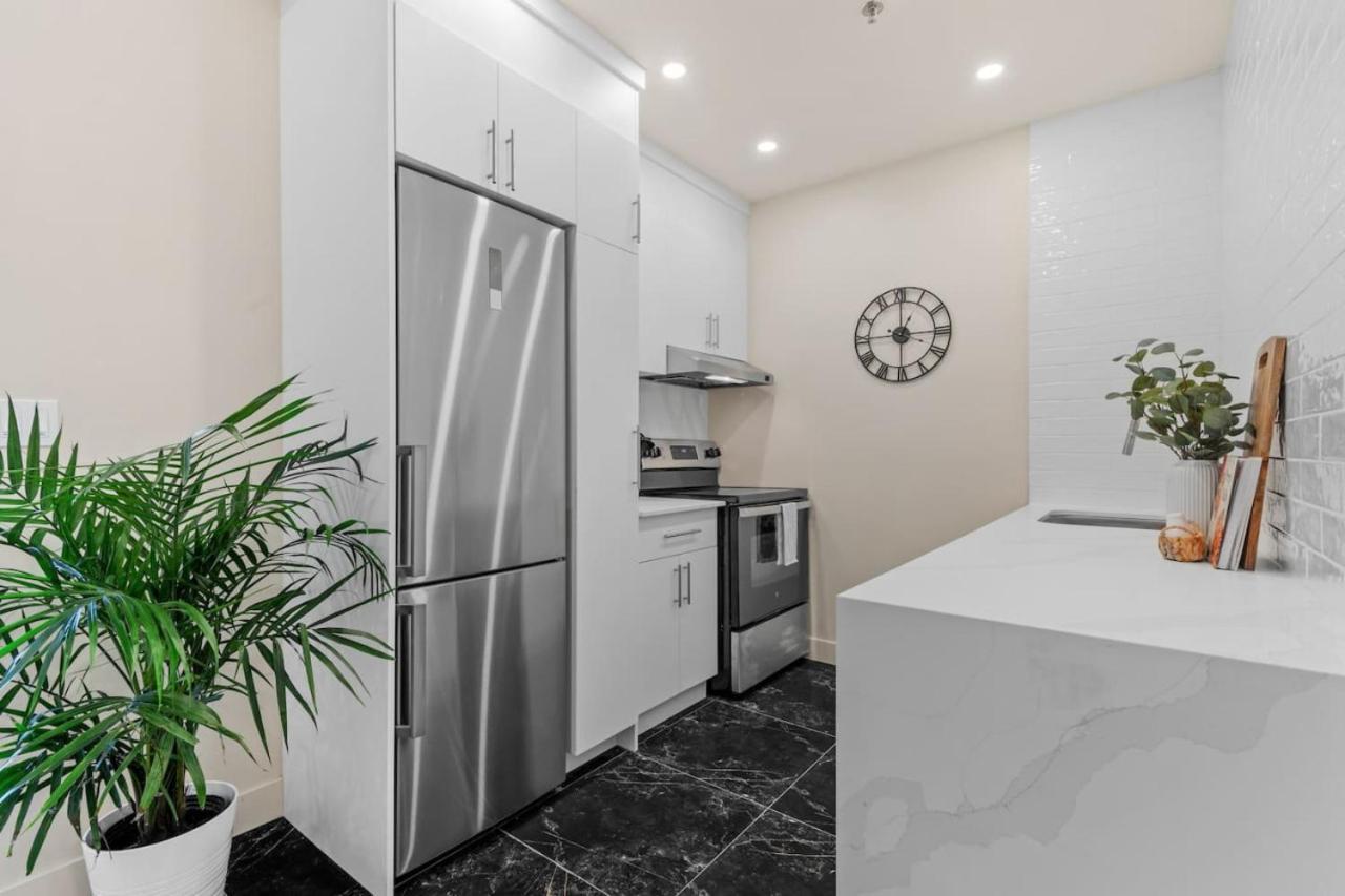 Stylish 2br Retreat Montreal