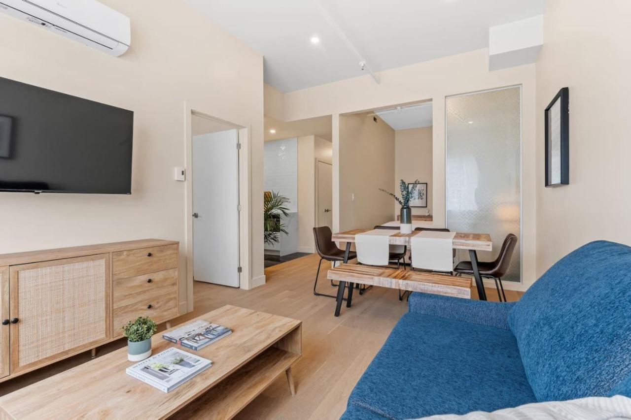 Apartment Stylish 2br Retreat Montreal