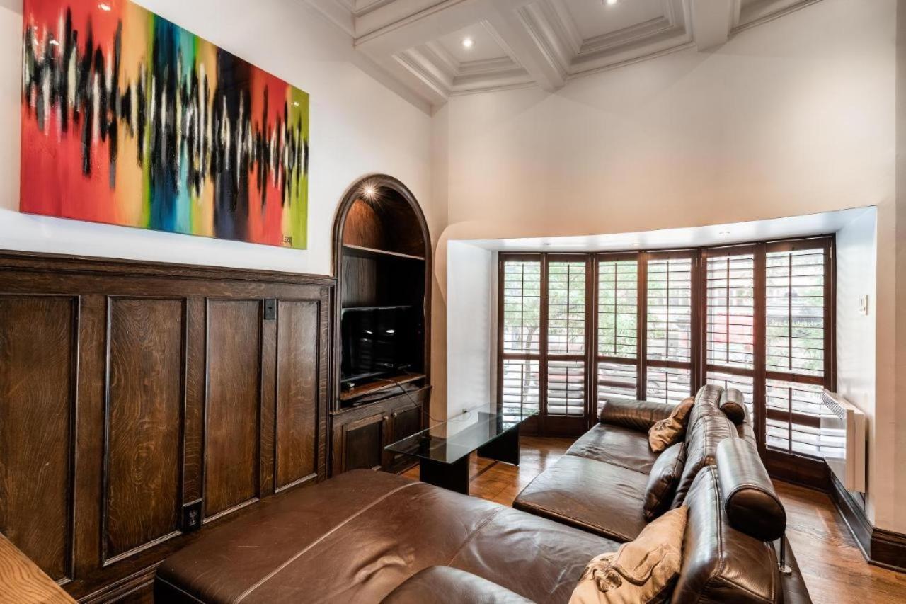 Apartment Beautiful Downtown Studio - A