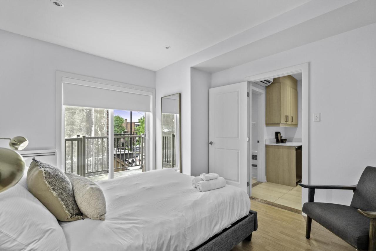 Renovated 2-bedroom Haven By Jean Talon Market Apartment Montreal