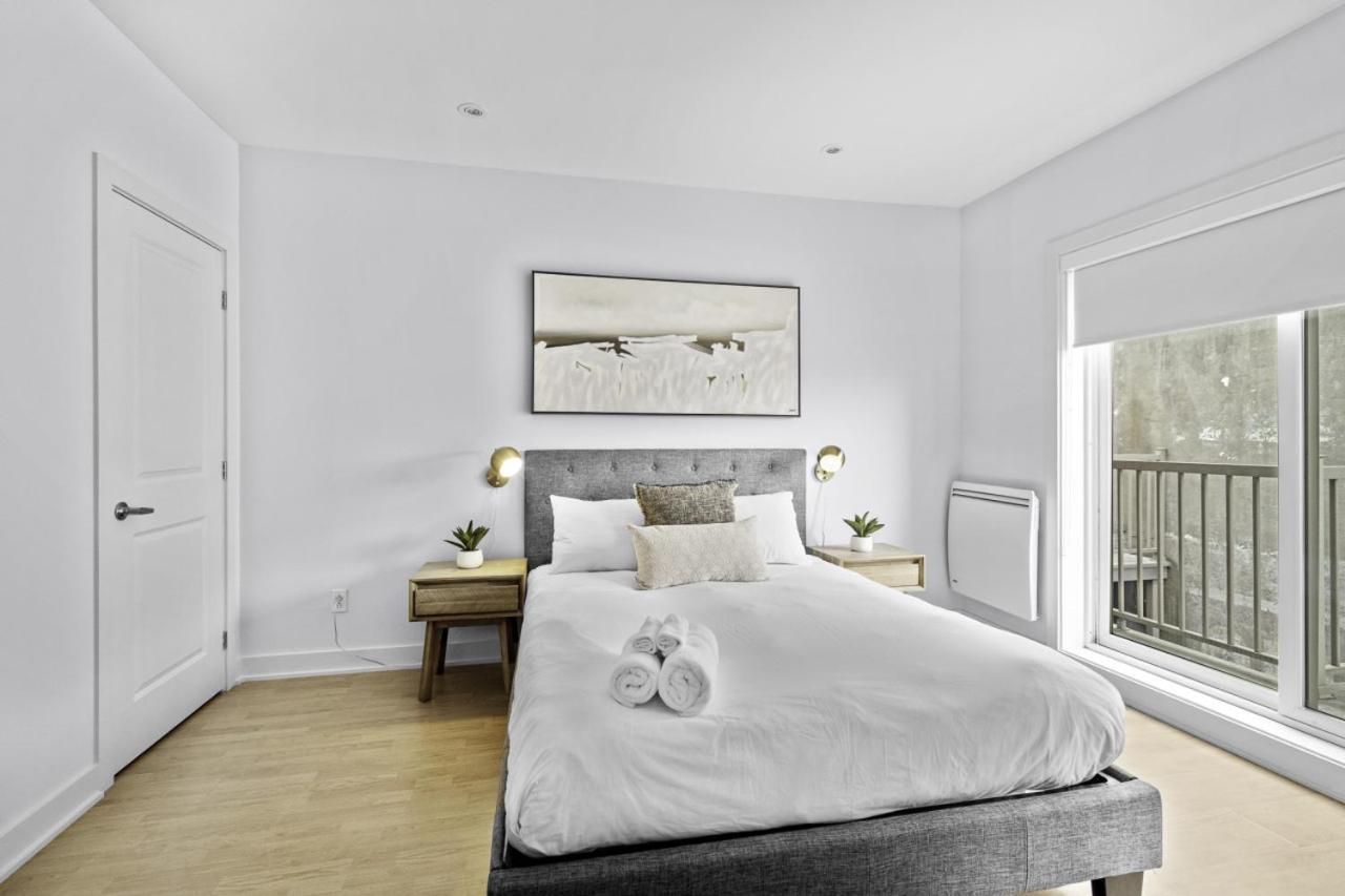 Renovated 2-bedroom Haven By Jean Talon Market *