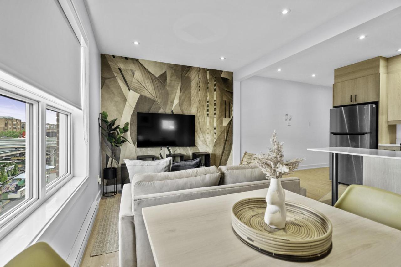 Renovated 2-bedroom Haven By Jean Talon Market