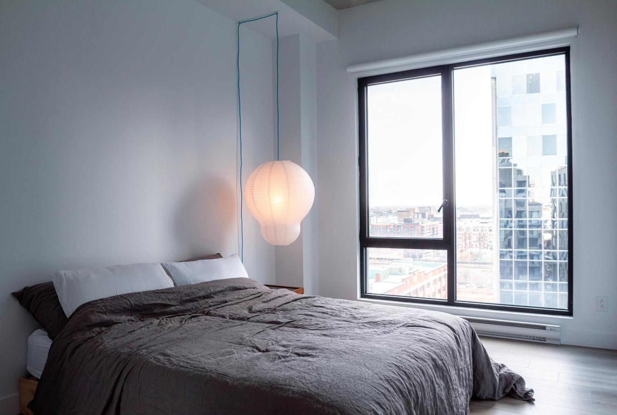 Stuning Penthouse Old *