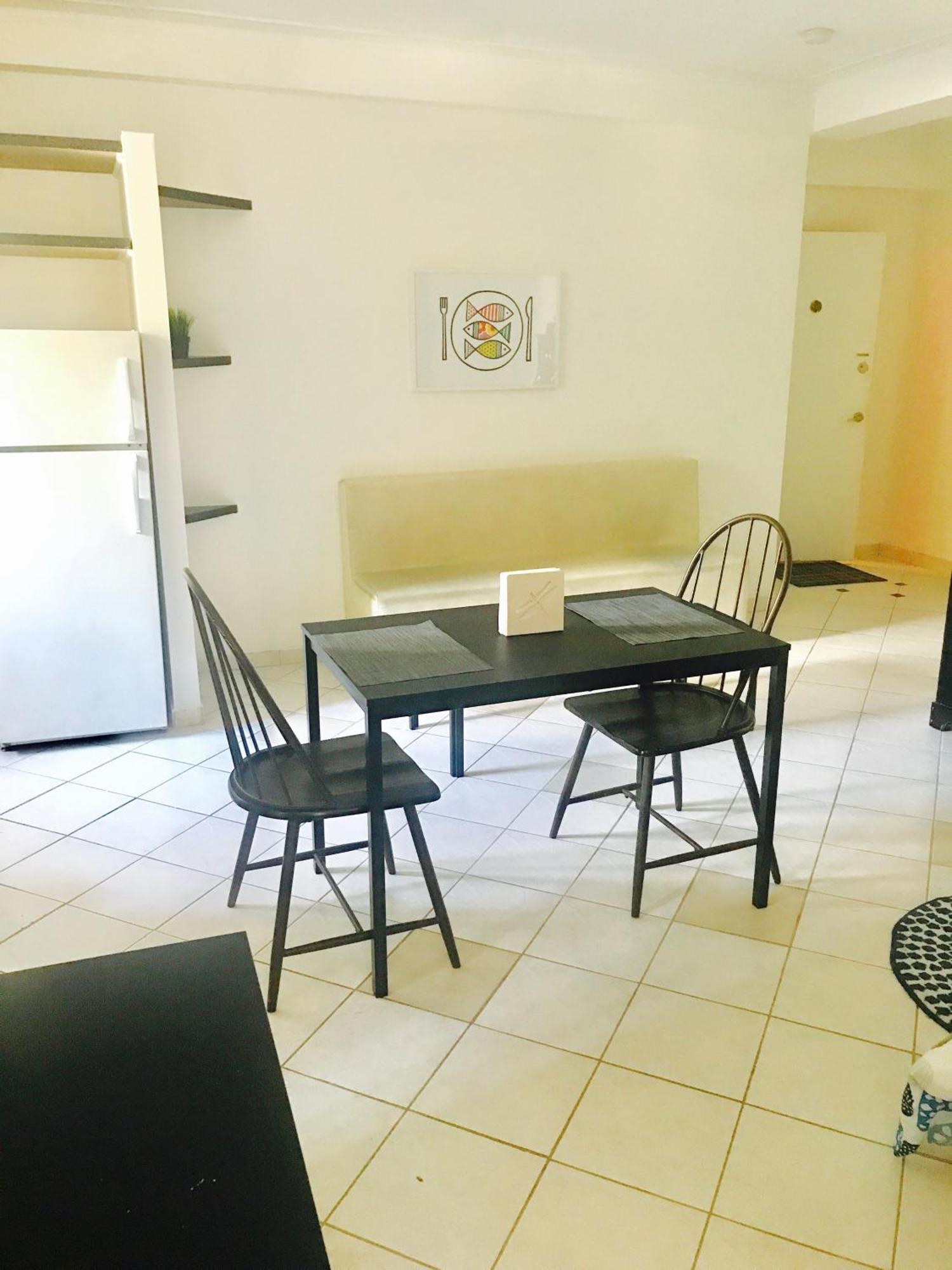 Apartment Stylish Comfortable In The Golden Square Mile