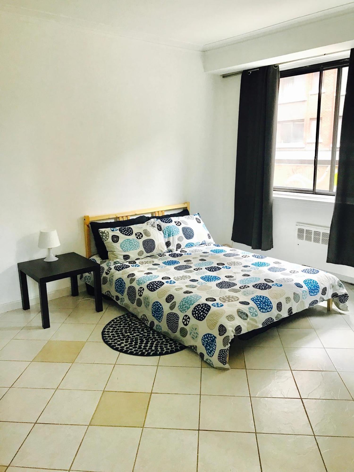 Stylish Comfortable In The Golden Square Mile Apartment Montreal