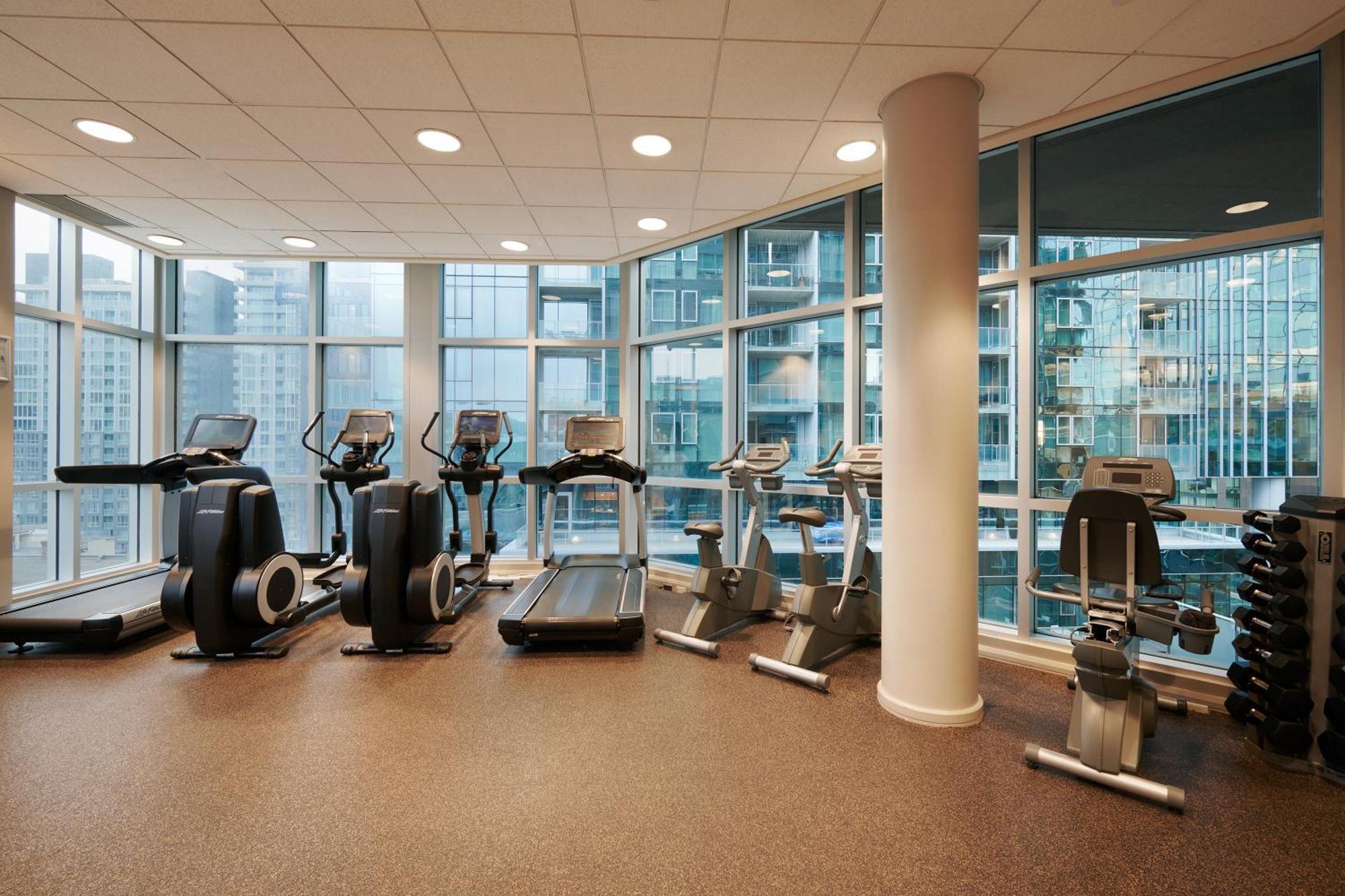 Warwick Le Crystal - Hotel 5*