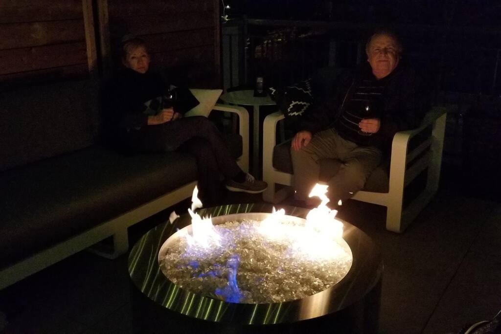Apartment Plaza12 - Stringlights, Xl Terrace, Restos & Shops
