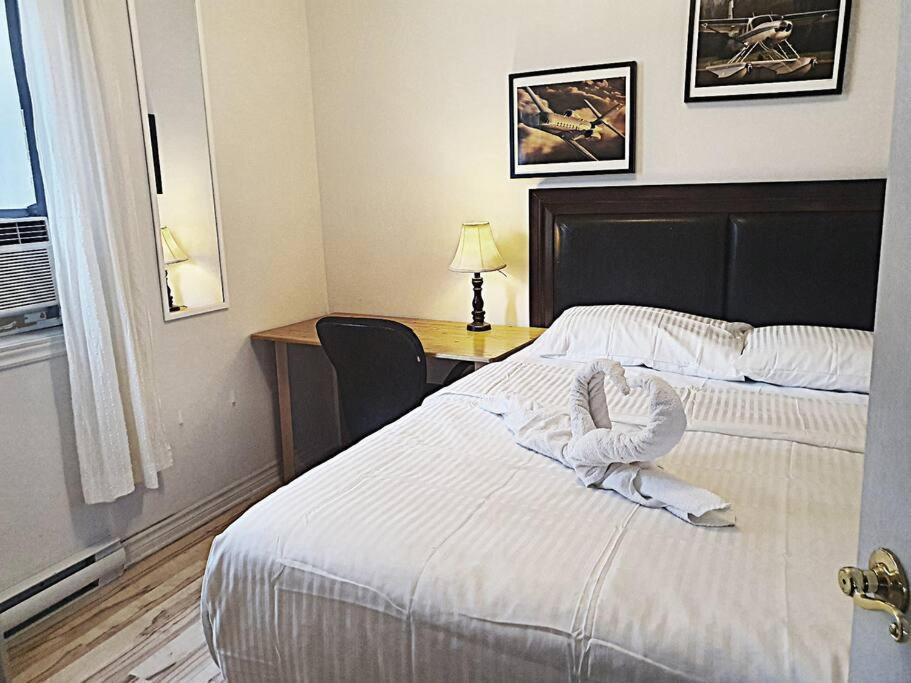 3 Bedrooms Large - Ndg * Montreal