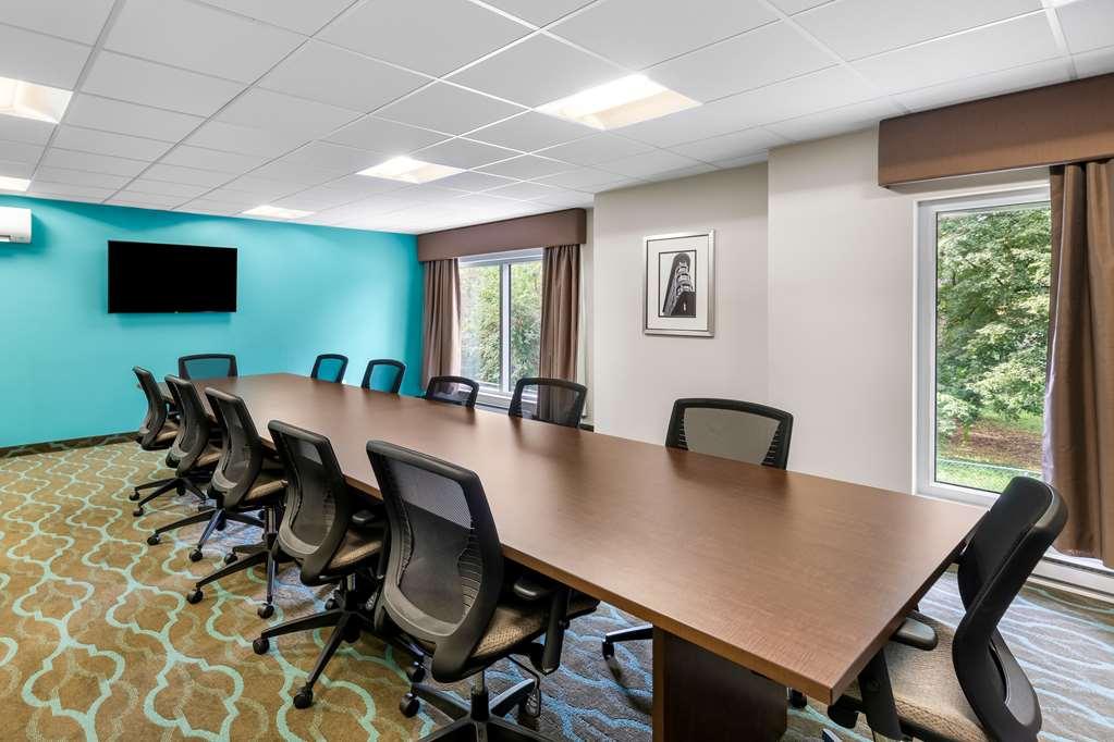 Best Western Plus Hotel Montreal 4* Montreal